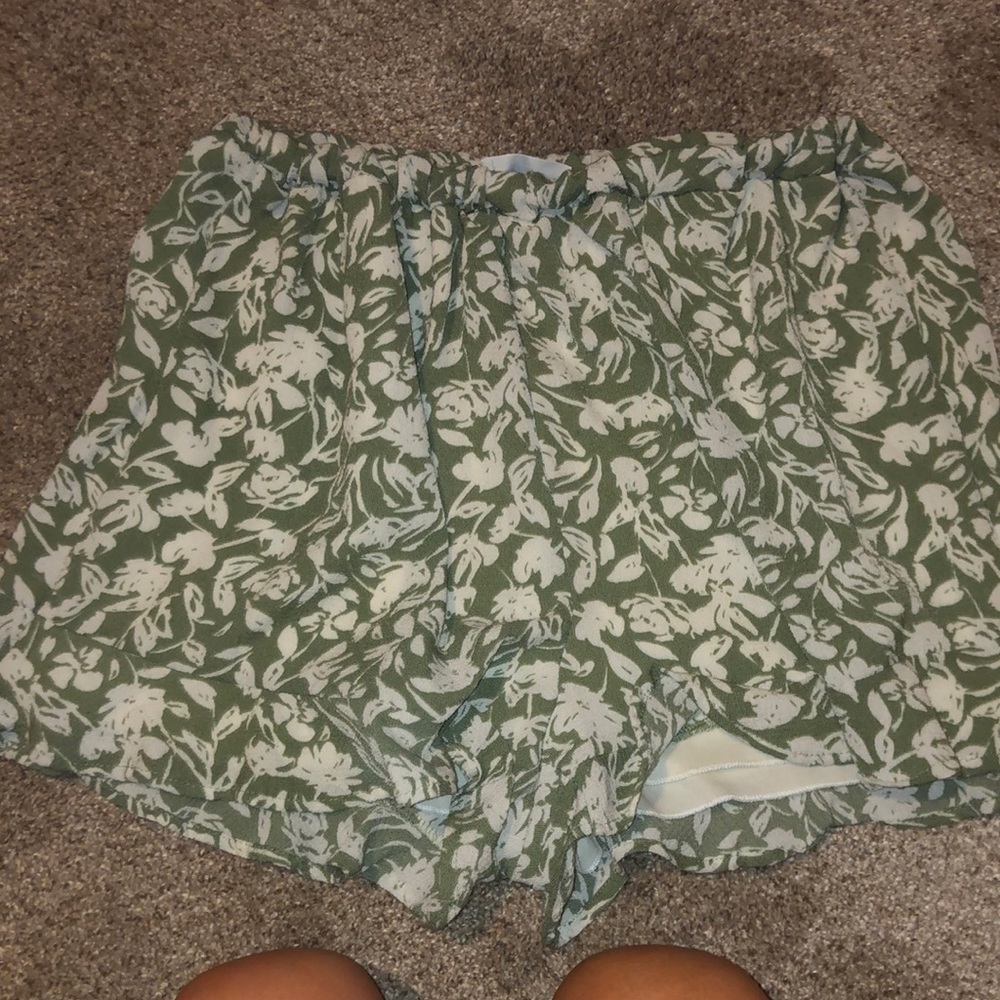 Ruffle Hem Shorts